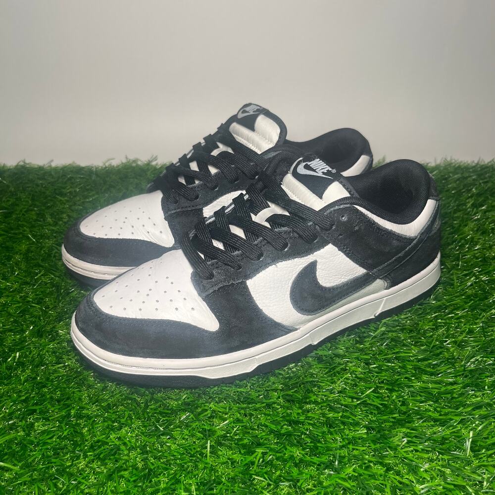 Nike Dunk Low Retro SE Suede Panda FQ8249-100